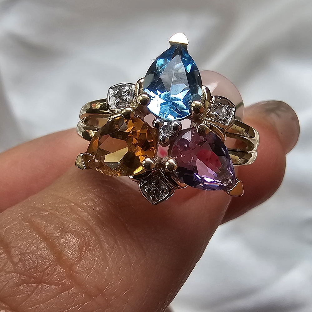 Gemstone 10k Yellow Gold Ring
